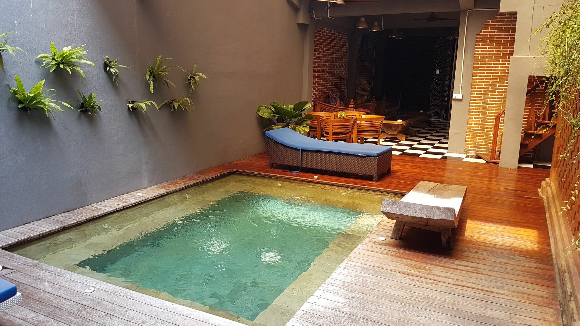 Kayun Hostel Downtown Kuta Lombok Buitenkant foto